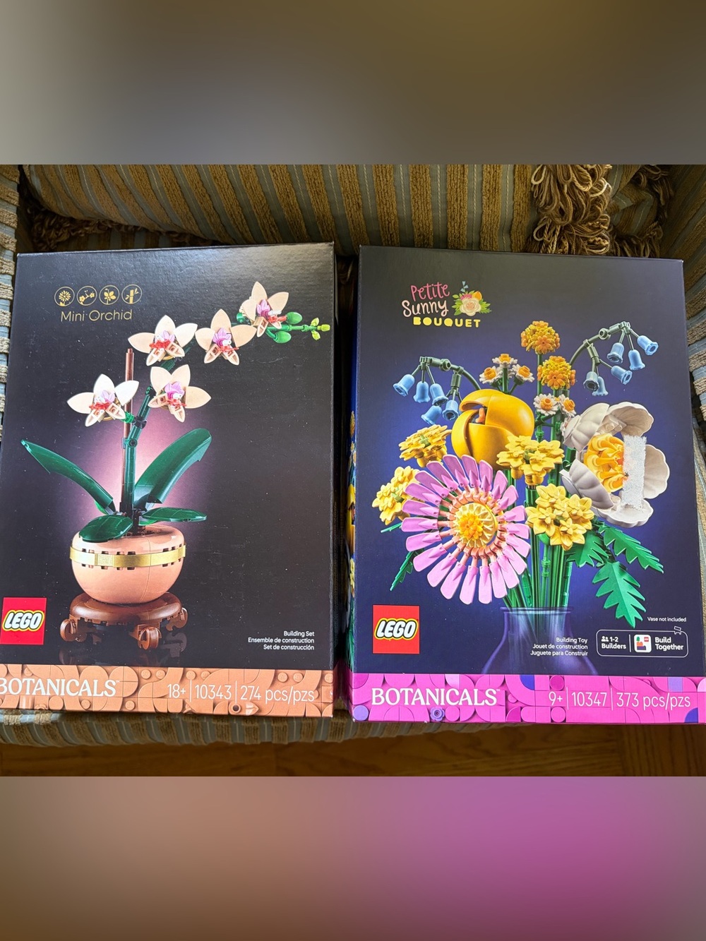 2 LEGO Botanicals